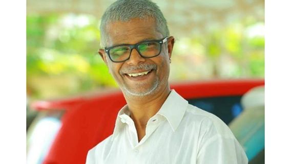 അമ്മയുടെ ചീത്തവിളി കാരണം സ്വയം തല ഭിത്തിയില്‍ ഇടിപ്പിച്ചു, ദേഷ്യത്തോടെ ഒളിച്ചോടി! ഇന്ദ്രന്‍സിന്റെ കഥ  