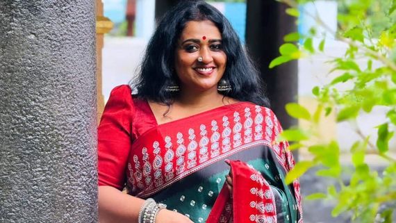 സ്നേഹം മാത്രം പോരെന്ന് പിന്നെ മനസിലാകും, ബന്ധുക്കാരുടെ ഇടയിൽ പോലും വിലയുണ്ടാകില്ല: മഞ്ജു പത്രോസ് 