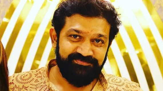 നടന്‍ വിഷ്ണു പ്രസാദ് അന്തരിച്ചു; മരണം കരള്‍ മാറ്റിവെക്കല്‍ ശസ്ത്രക്രിയയ്ക്ക് ഒരുങ്ങവെ