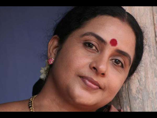 അമ്മ നടിമാരെ കാണാനില്ല