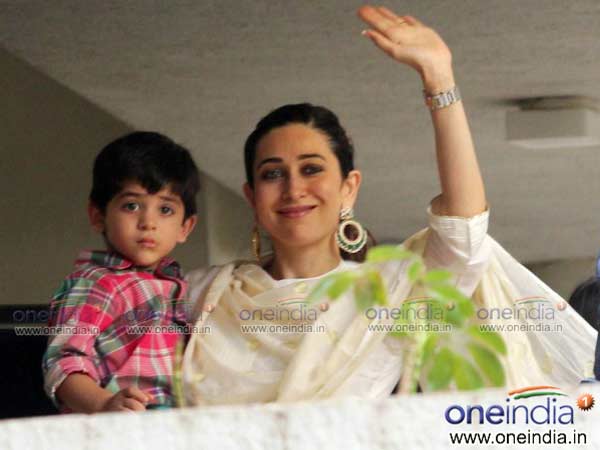 കരീനയും സെയ്‌ഫും വിവാഹിതരായി