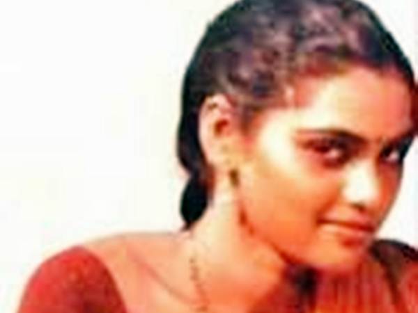 ഇണയെ തേടി