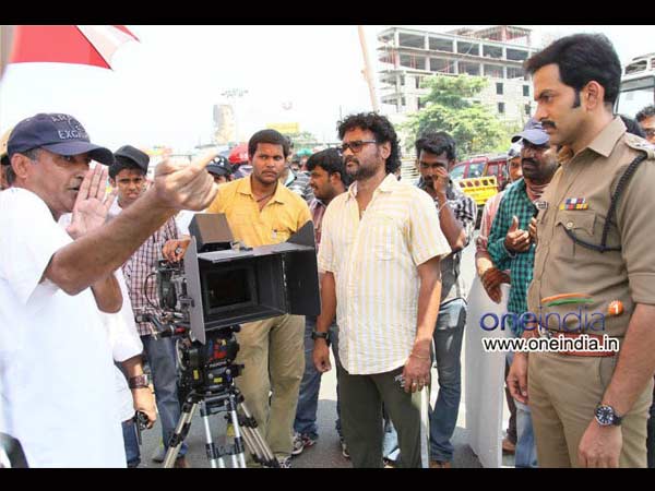 ത്രസിപ്പിയ്ക്കുന്ന ത്രില്ലര്‍ മുംബൈ പൊലീസ്