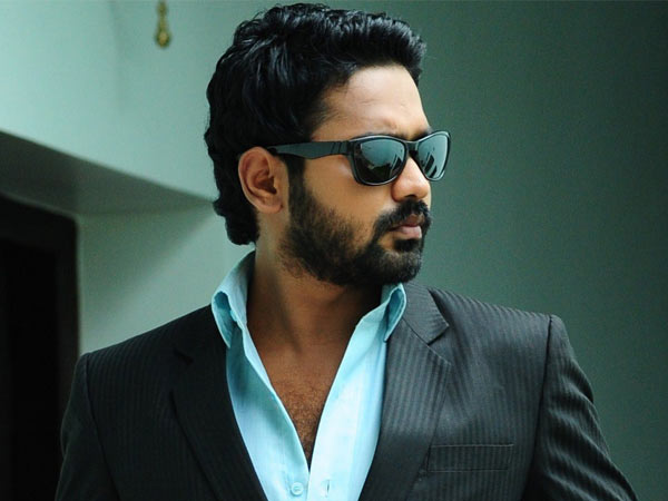 ആസിഫ് അലി