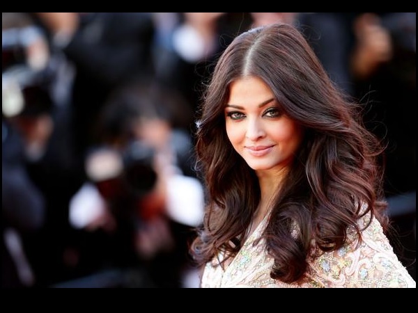 കാനില്‍ ഐശ്വര്യയാണ് താരം