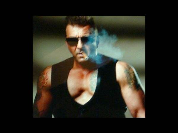 ബോളിവുഡിലെ ചെയിന്‍ സ്‌മോക്കേഴ്‌സ്