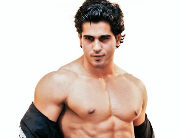 രാജീവ് പിള്ള