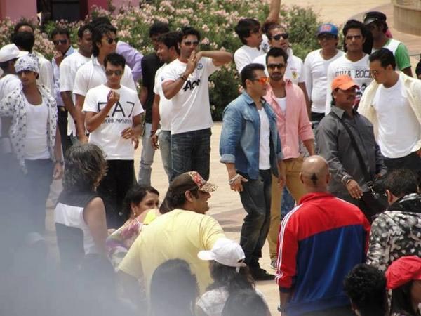 മെന്റല്‍ സോംഗ്