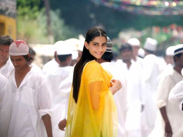 സോന കപൂര്‍ 