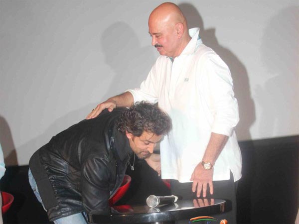 അനുഗ്രഹം തേടി