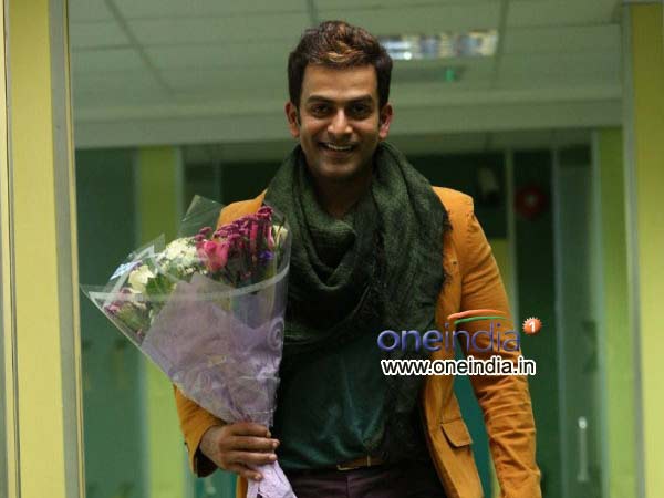 പൃഥ്വിയുടെ ലുക്കില്‍ അടിമുടി മാറ്റം