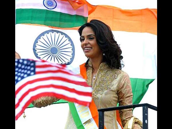 ചുംബിയ്ക്കേണ്ടിടത്ത് ചുംബിയ്ക്കണം