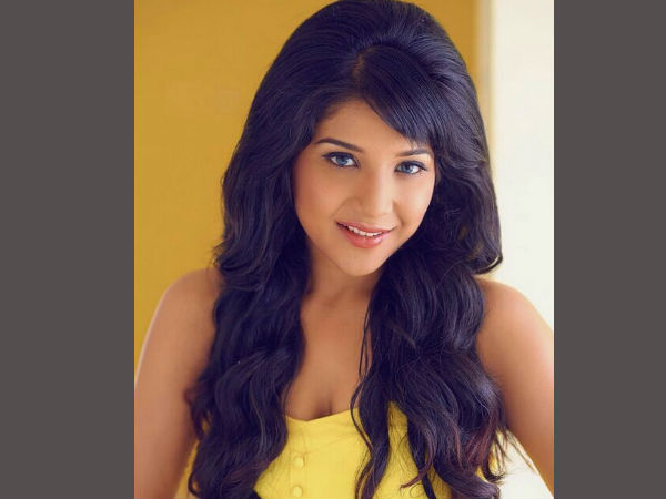 സാക്ഷി അഗര്‍വാള്‍