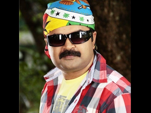 ജയസൂര്യയ്‌ക്കൊപ്പം 