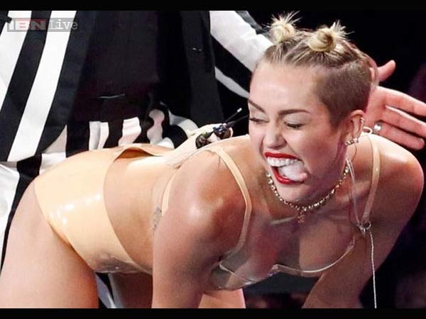 മിലിയെക്കൊണ്ട് ഹോൡവുഡിന് പൊറുതിമുട്ടി