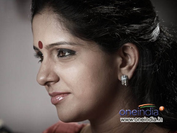 തട്ടത്തിന്‍ മറയത്ത്