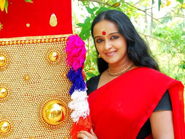 ശാലുമേനോന്‍