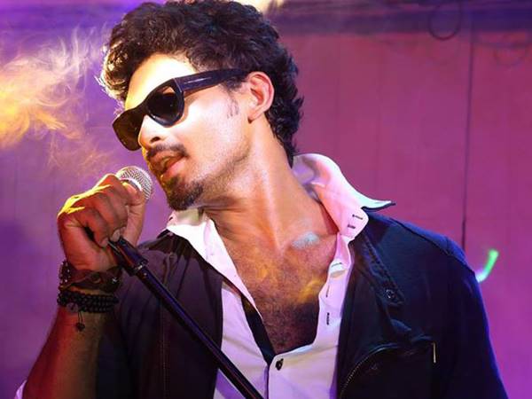  പ്രണയകാലം