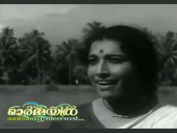 ഉണരുണരൂ ഉണ്ണിപ്പൂവേ....