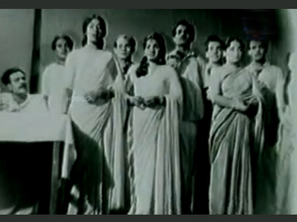 ഭാരതമെന്നാല്‍ പാരിന്‍ നടുവില്‍....