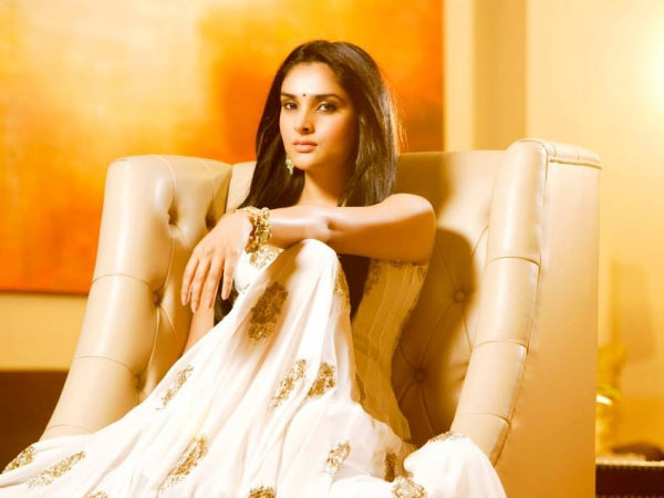 രമ്യയുടെ ചിത്രങ്ങള്‍