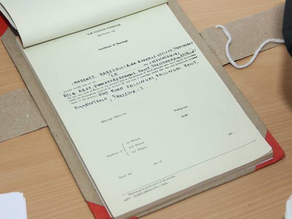 ഒരൊപ്പ് മാത്രം