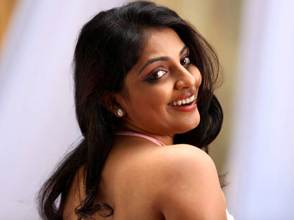 അണിയറയില്‍ ഒരുങ്ങുന്നവ