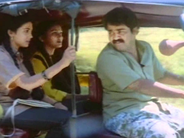 എ ഇ ഐ ഒ യു പാഠം ചൊല്ലിപ്പഠിച്ചും...