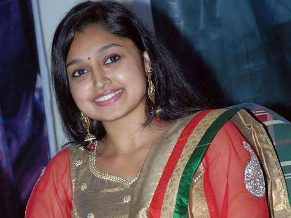 ചാനലുകളില്‍ 