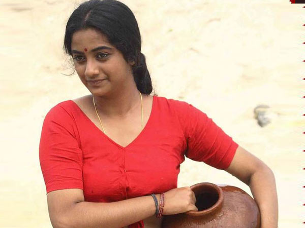 പുതിയ തീരങ്ങളിലൂടെ നായിക