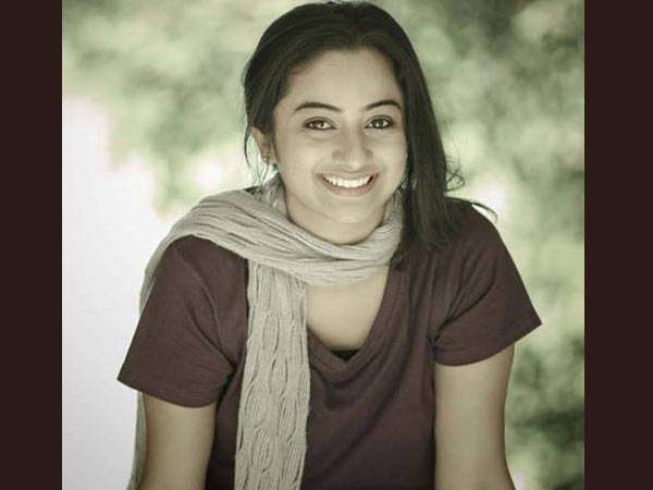 ലോ പോയിന്റില്‍ നാഗരിക നായിക