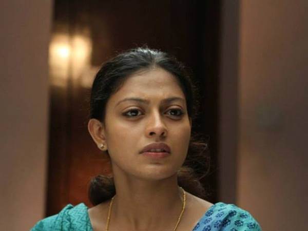 അനുശ്രീ