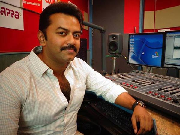 ഗായകന്‍