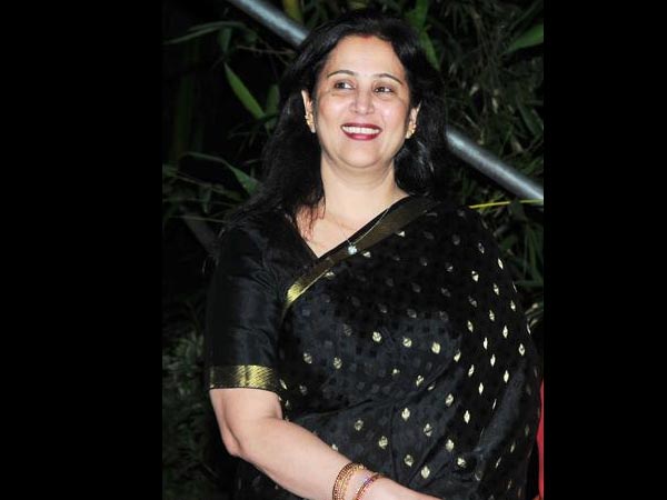  ഗീത വീണ്ടും