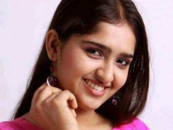  സക്കറിയയുടെ ഗര്‍ഭിണികള്‍