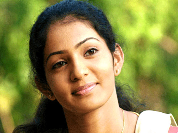 തമിഴില്‍