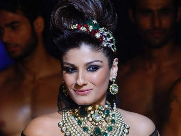 രവീണയെ പ്രശംസിച്ച് അച്ല