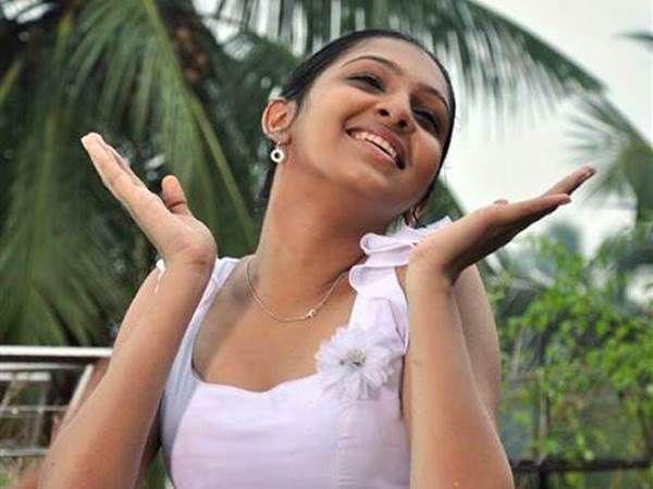 രഘുവിന്റെ സ്വന്തം റസിയ