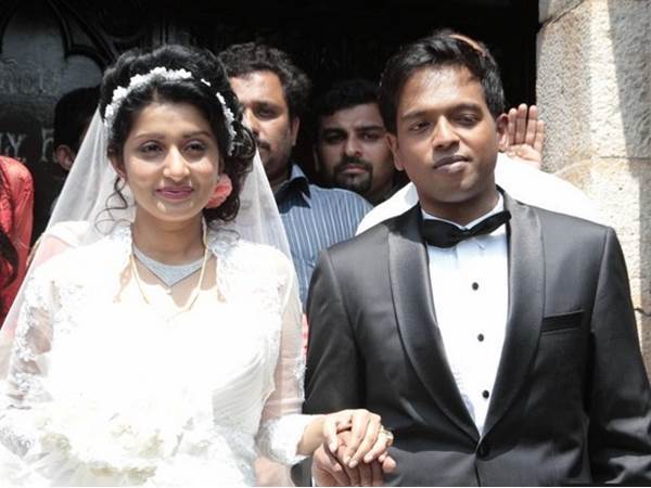 മീര ജാസ്‌മിന്‍-അനില്‍