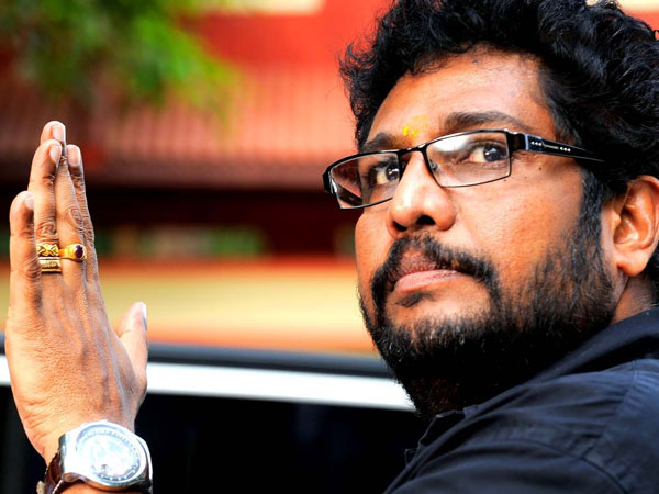 ആക്ഷനിലേയ്ക്ക്