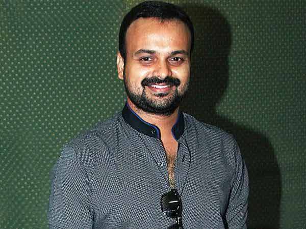 ഹൗ ഓള്‍ഡ് ആര്‍ യു