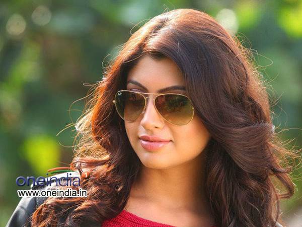 കേരളത്തെ കുറിച്ച്