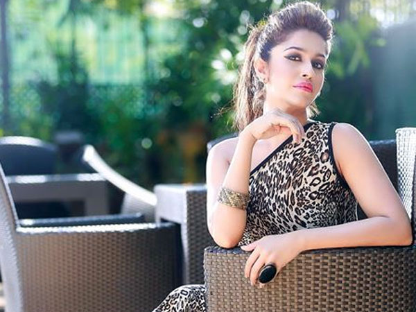 2000ത്തില്‍ മിസ് കേരള പട്ടം