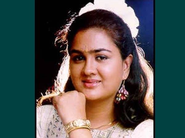 തൊണ്ണൂറുകളിലും നിറഞ്ഞു നിന്നു