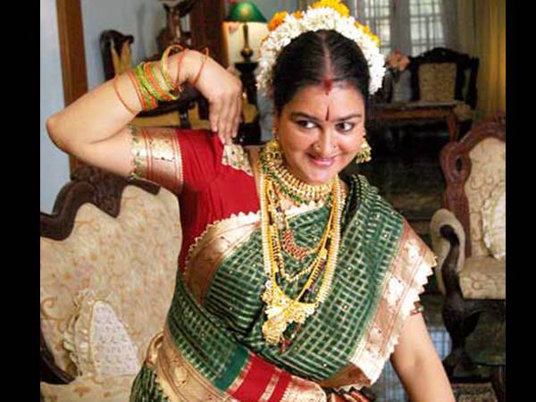 ഹാസ്യം കലര്ന്ന അഭിനയം