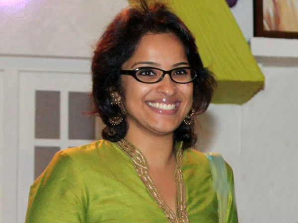 ഗ്ലാമറിനോട് അകല്‍ച്ച