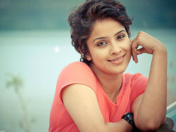 മുന്നറിയിപ്പില്‍ എല്ലാ സീനിലും