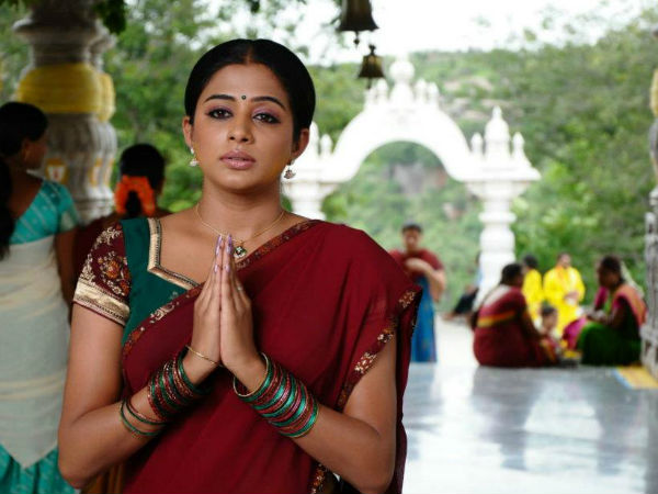 തിരക്കഥയിലൂടെ മലയാളത്തിലും അംഗീകാരം