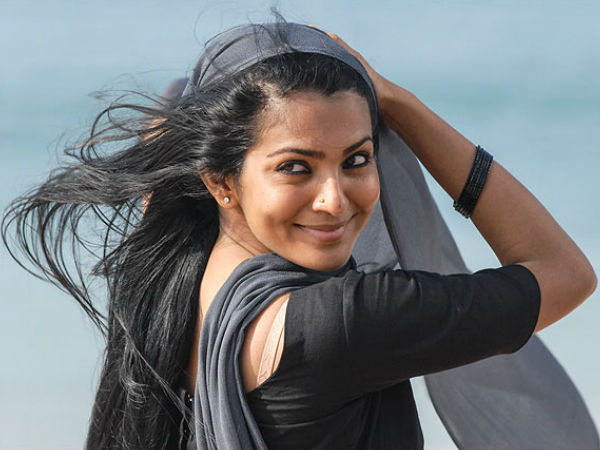 മരിയനിലെ പനിമലര്‍