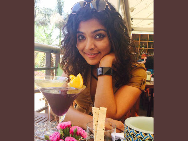 മുഴുനീള പ്രണയചിത്രം ചെയ്യാം